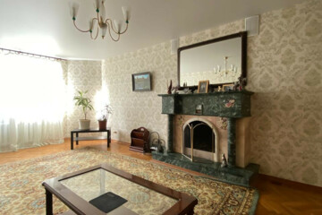 5-к квартира, 175,6 м², 8/10 эт.